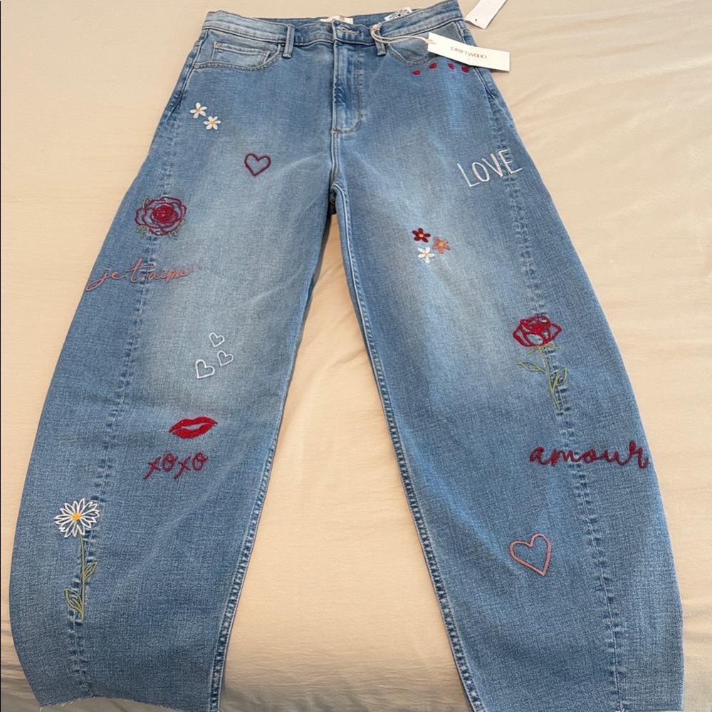DRIFTWOOD Blue Jeans with Colorful Embroidery